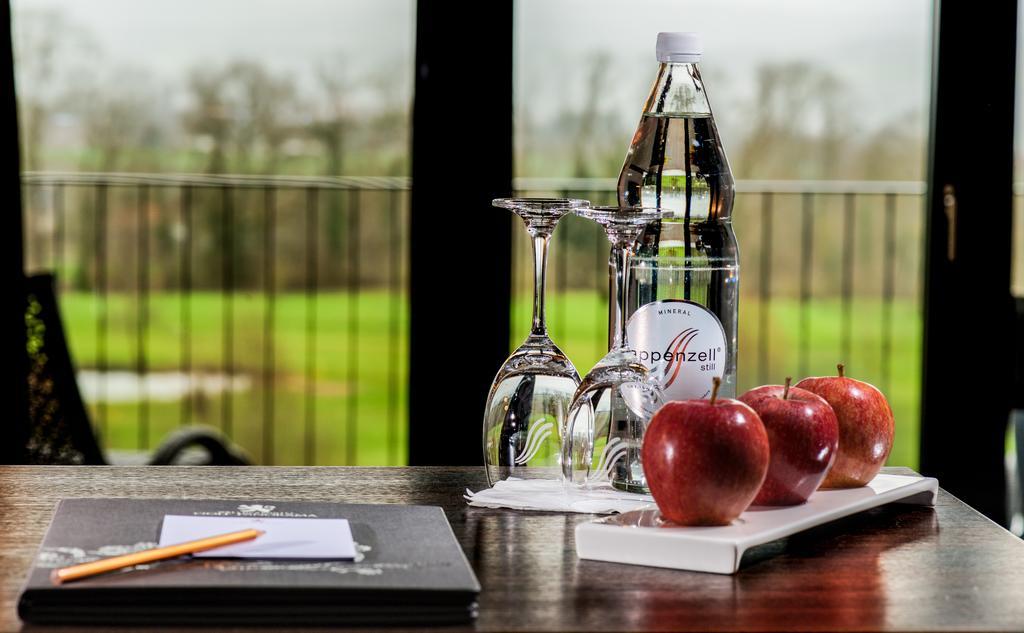 Small Luxury Hotel Wellnesshotel Golfpanorama Lipperswil Zewnętrze zdjęcie
