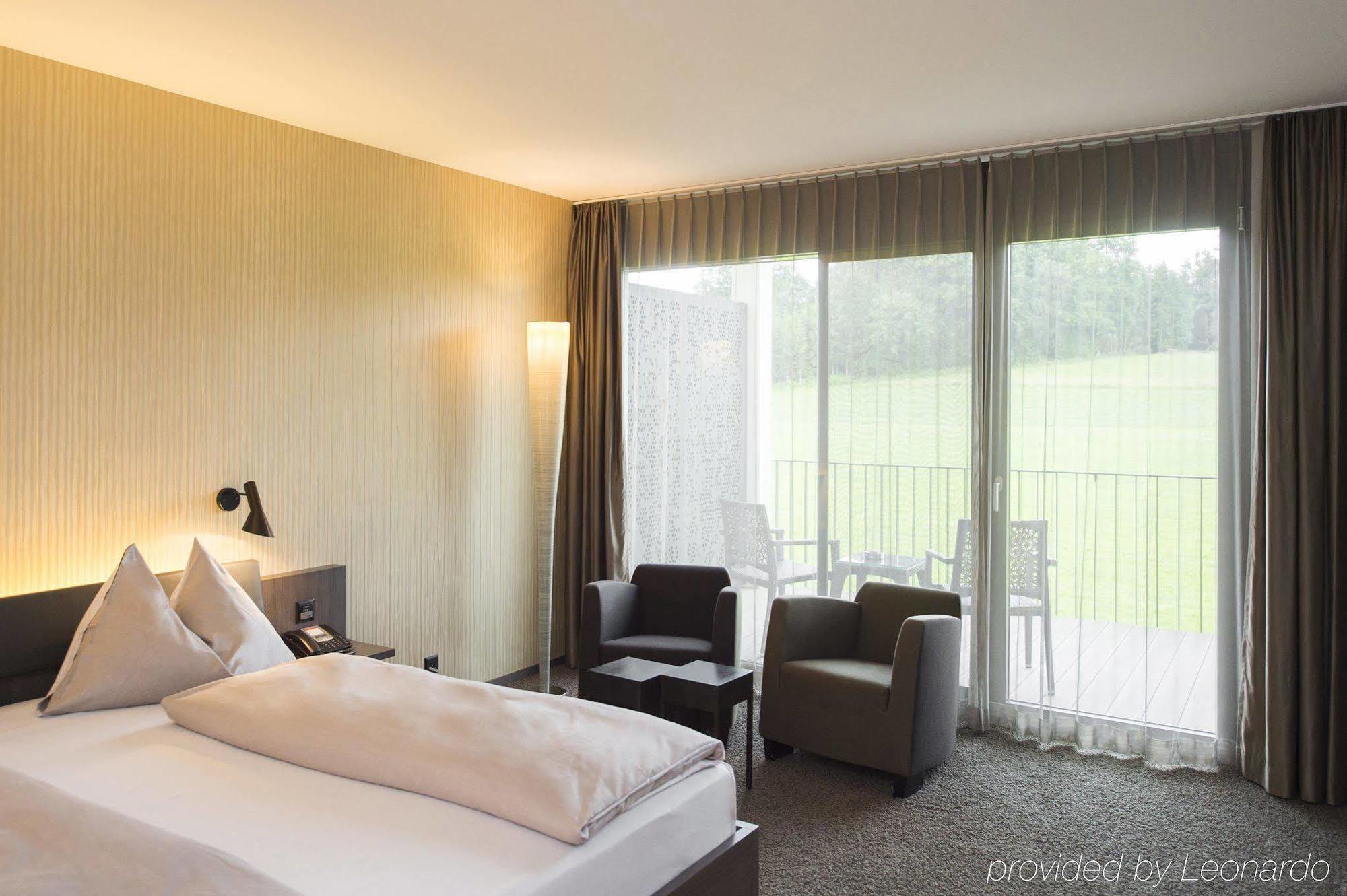 Small Luxury Hotel Wellnesshotel Golfpanorama Lipperswil Zewnętrze zdjęcie