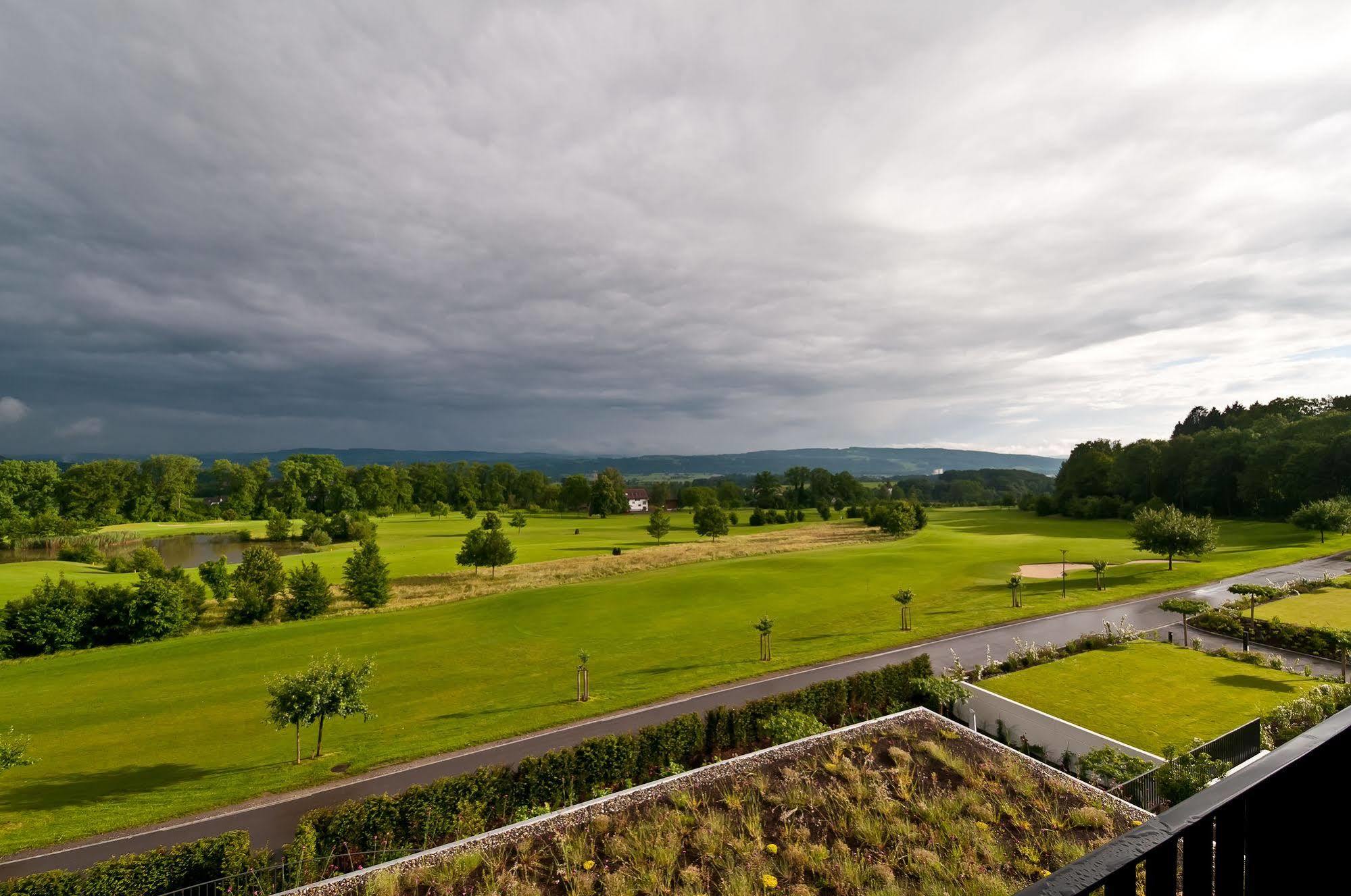 Small Luxury Hotel Wellnesshotel Golfpanorama Lipperswil Zewnętrze zdjęcie